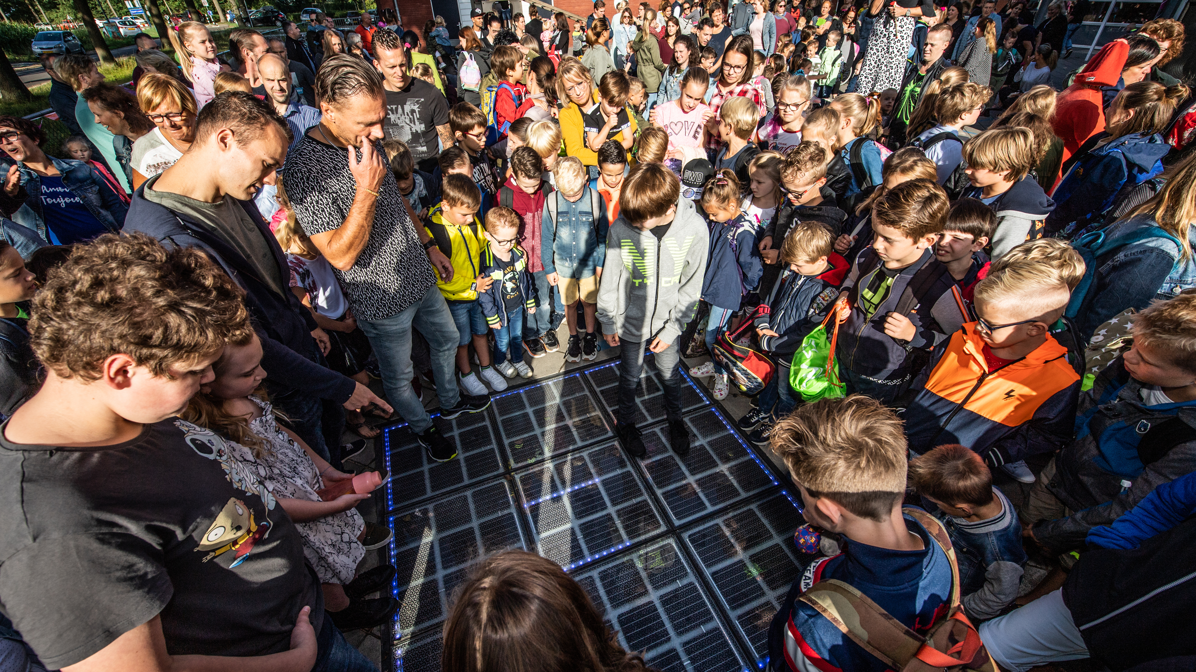 Tumult rond uitbreiding dorpsschool Einighausen, krap gemeenschapshuis moet nu als naaste buur ruimt